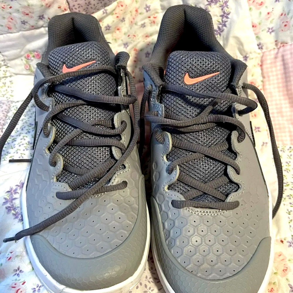 Nike Womens GDR Zoom Sneakers Grey Pink White Size 9